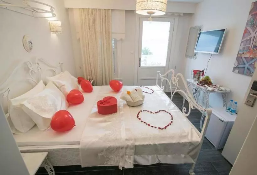 Hotelli Büyükada Port