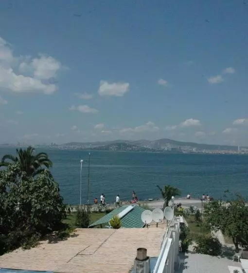 Hotelli Büyükada Port