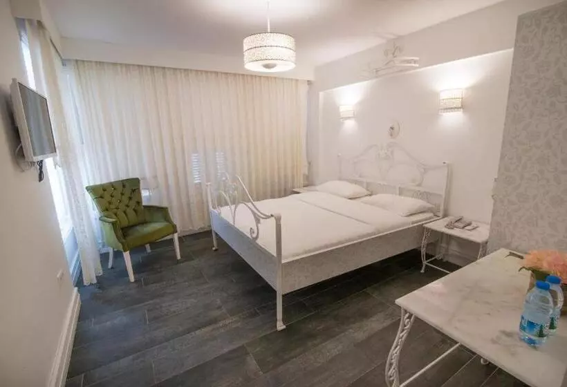 Hotelli Büyükada Port