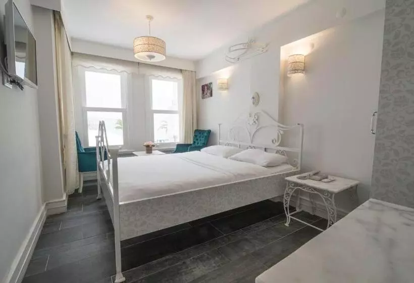 Hotelli Büyükada Port