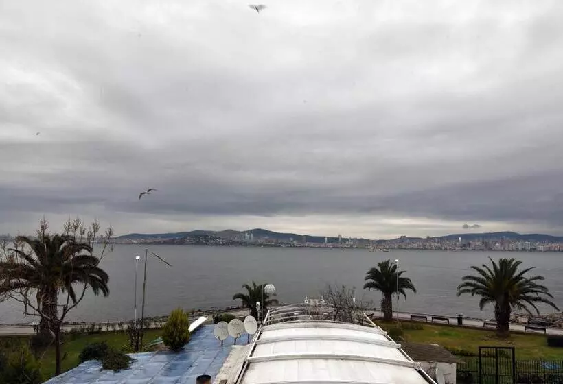 Hotelli Büyükada Port