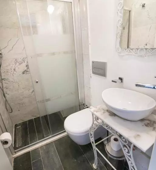 Hotelli Büyükada Port