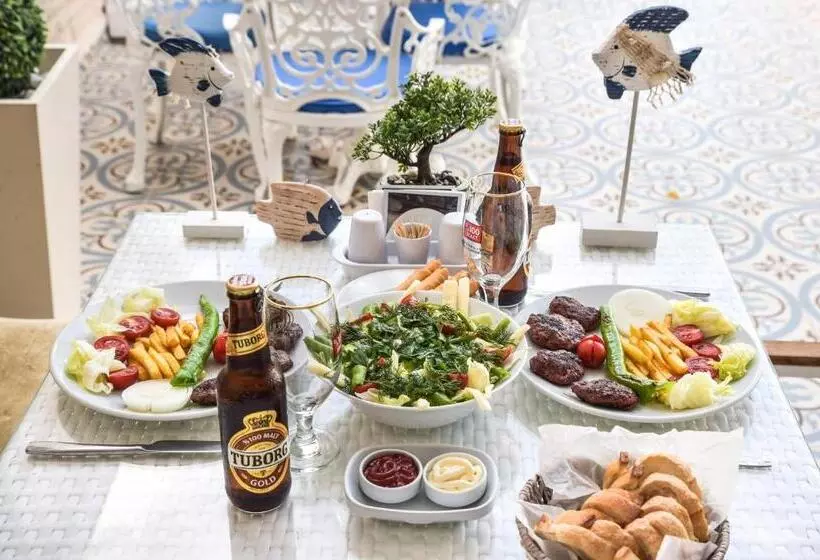 Hotelli Büyükada Port