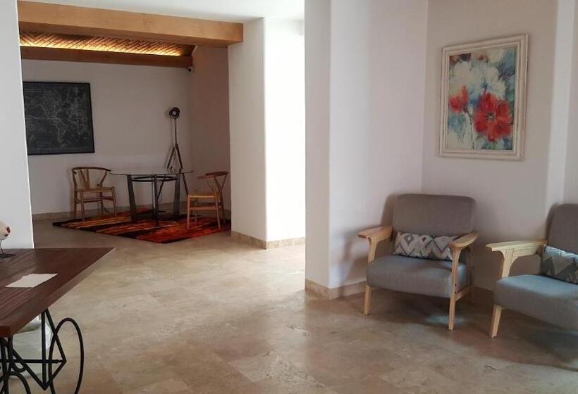 ホテル Catedral La Paz