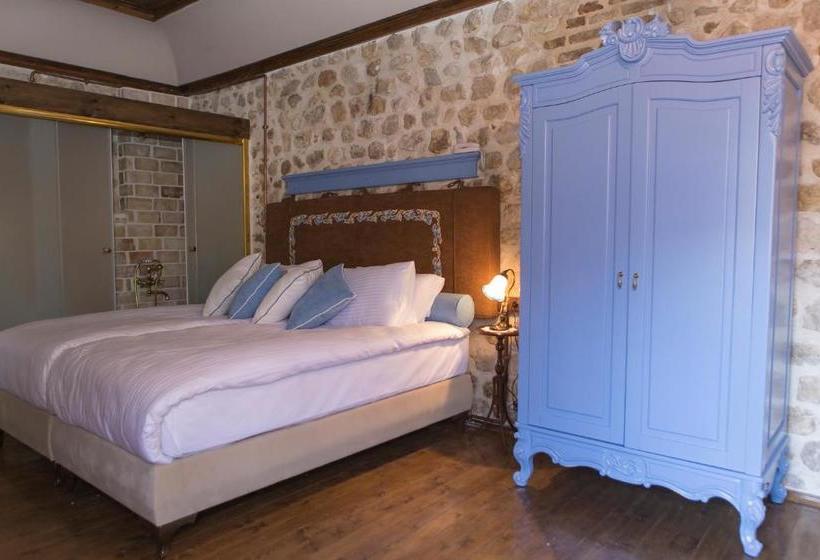 호텔 Cicekli Konak