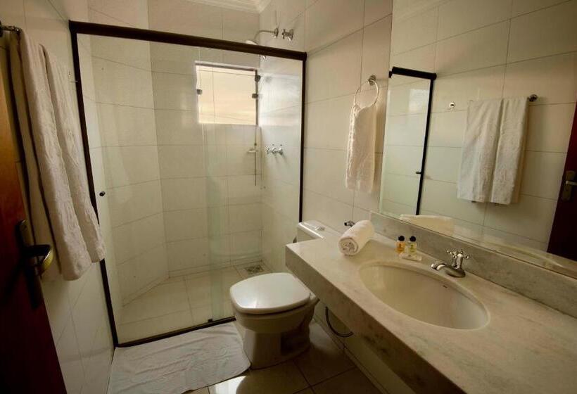 Grand Enio Hotel E Cantina