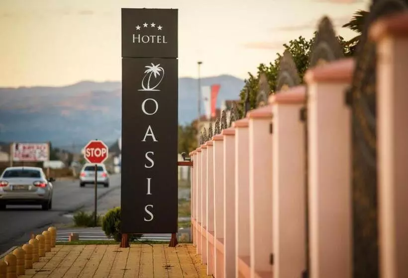 هتل Oasis