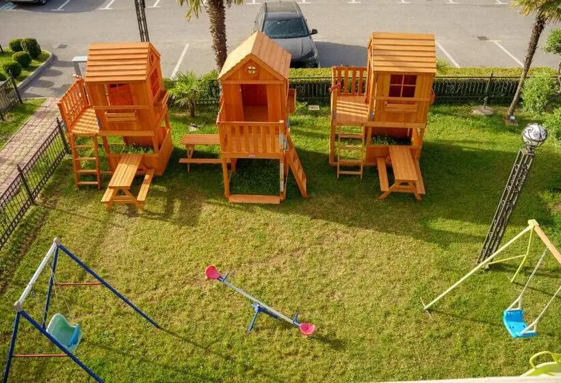 هتل Oasis