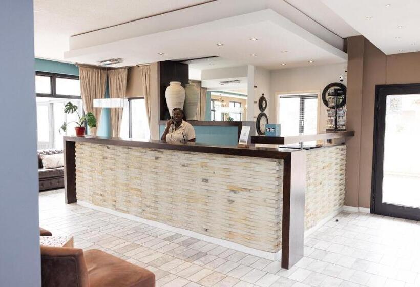 هتل Swakopmund Sands