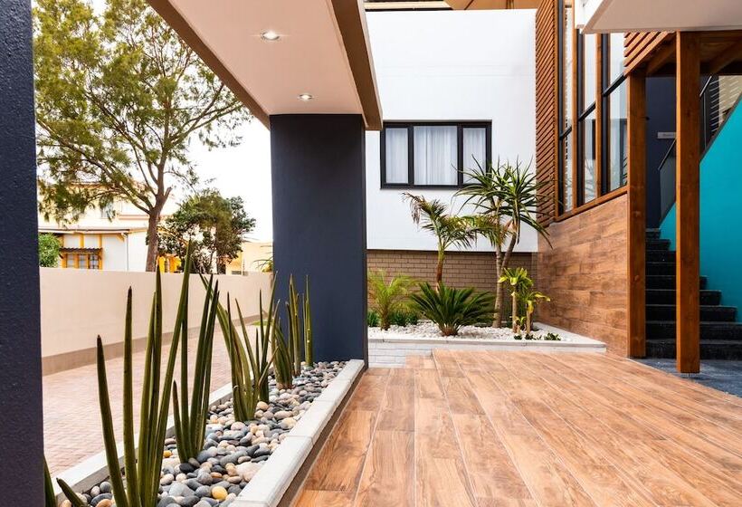 هتل Swakopmund Sands