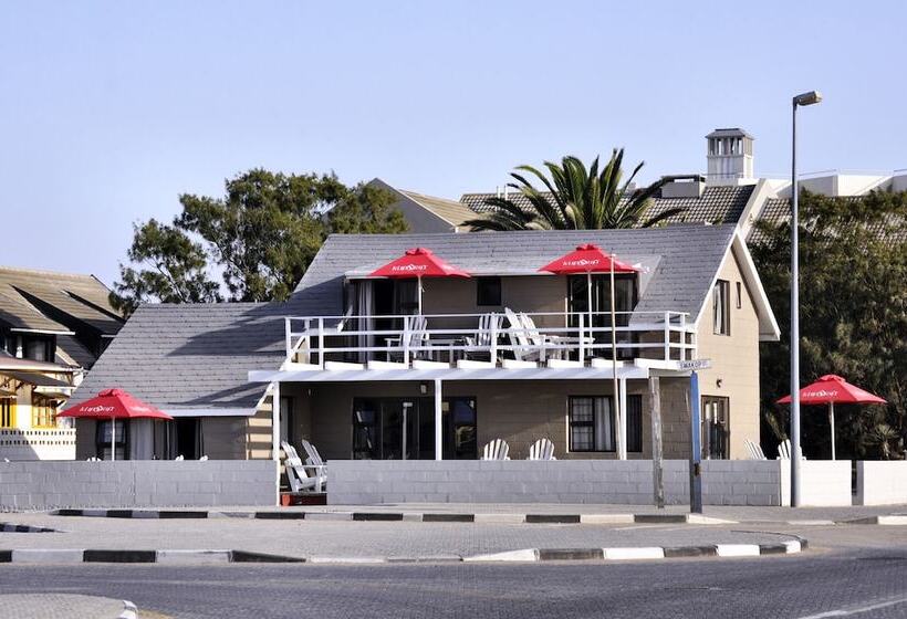 هتل Swakopmund Sands