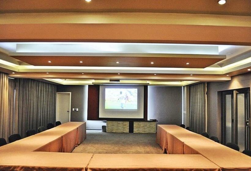 هتل Swakopmund Sands