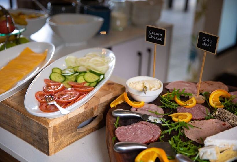 هتل Swakopmund Sands