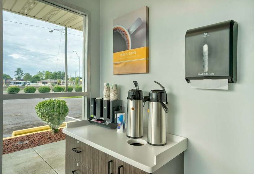 Motel 6 lumberton, Nc