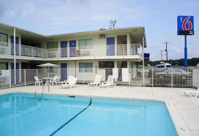 Motel 6 lumberton, Nc