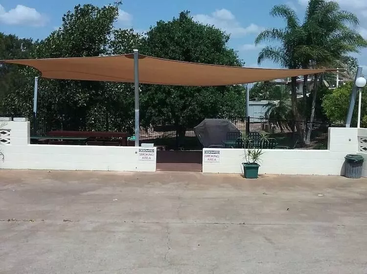 Motelli Avocado Motor Inn