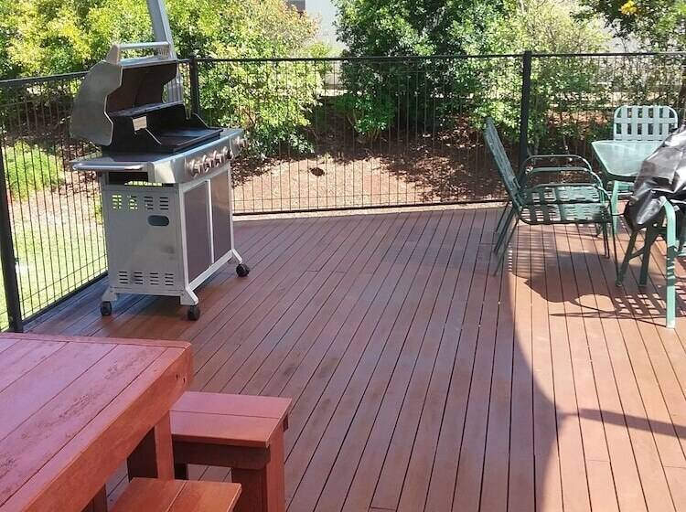 Мотель Avocado Motor Inn