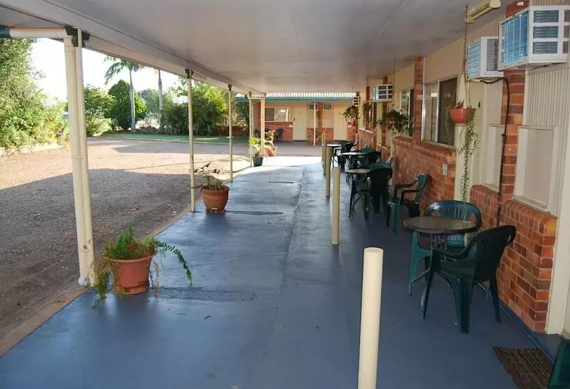 Motelli Avocado Motor Inn