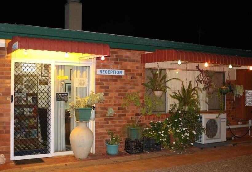 Мотель Avocado Motor Inn