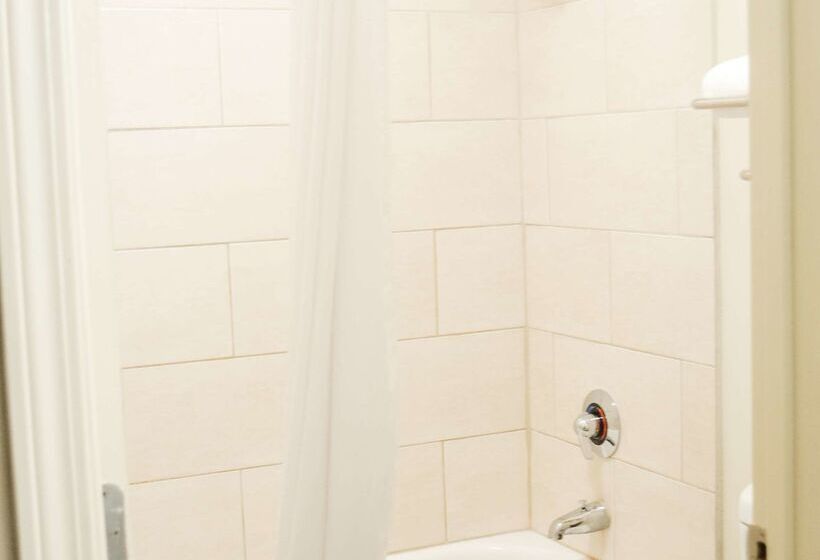 Мотель Surestay Hotel By Best Western Bowling Green North