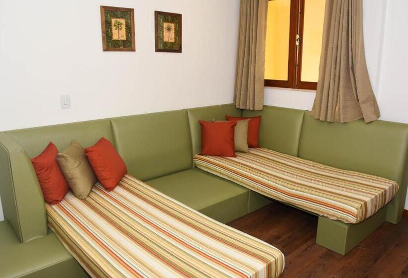 בית מלון כפרי Genus Beach