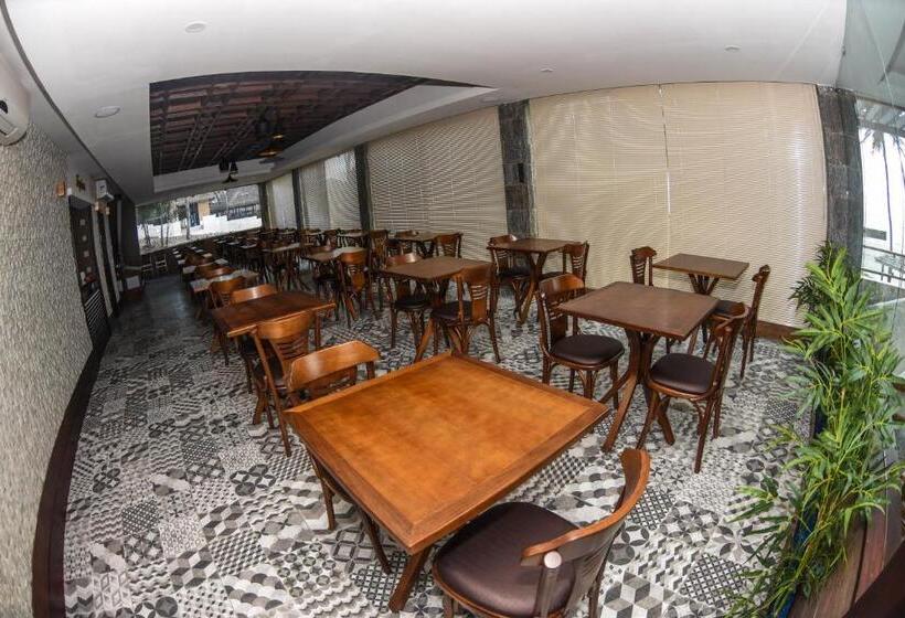 בית מלון כפרי Genus Beach