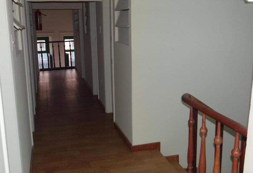 هتل Hospedagem Municipal