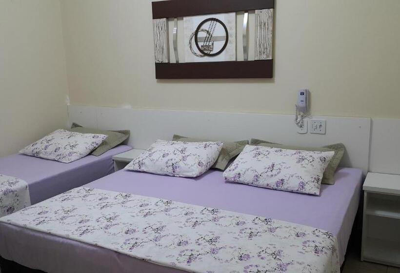 בית מלון כפרי La Madre