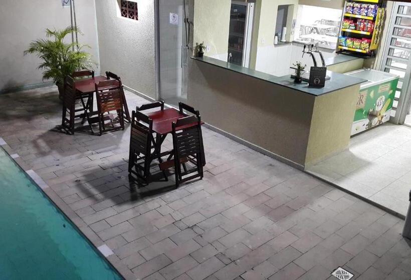 בית מלון כפרי La Madre