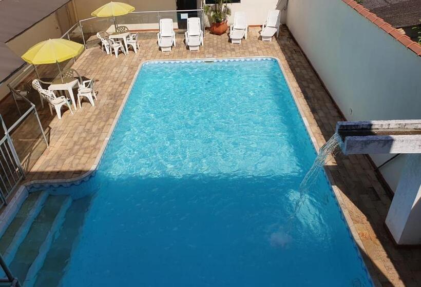 בית מלון כפרי La Madre