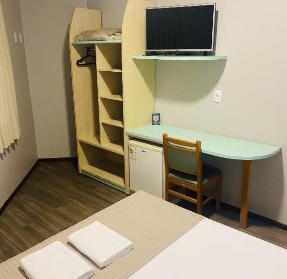 בית מלון כפרי Real Nob