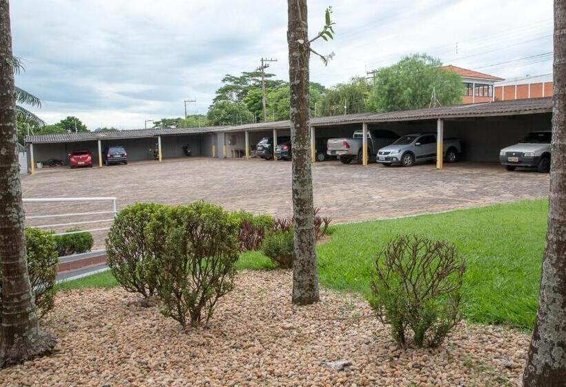 酒店 Reisper Palace