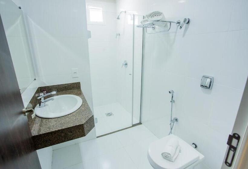 酒店 Reisper Palace