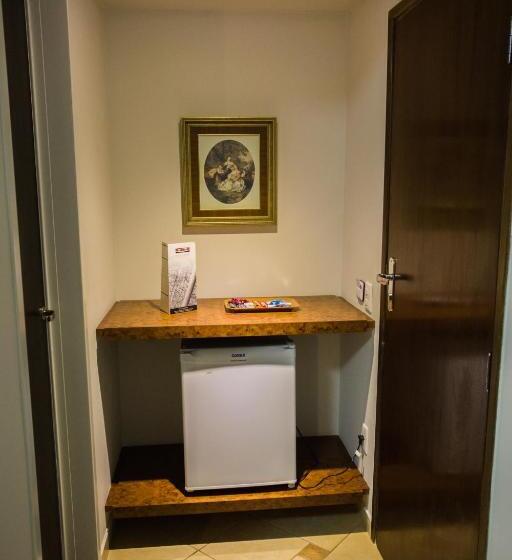 酒店 Reisper Palace