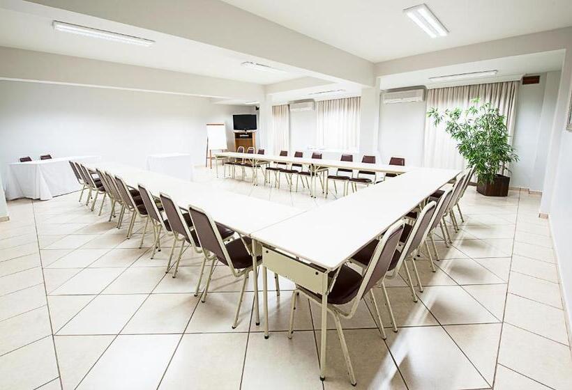 酒店 Reisper Palace