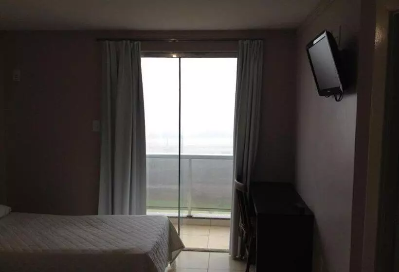 ホテル Cedro Palace