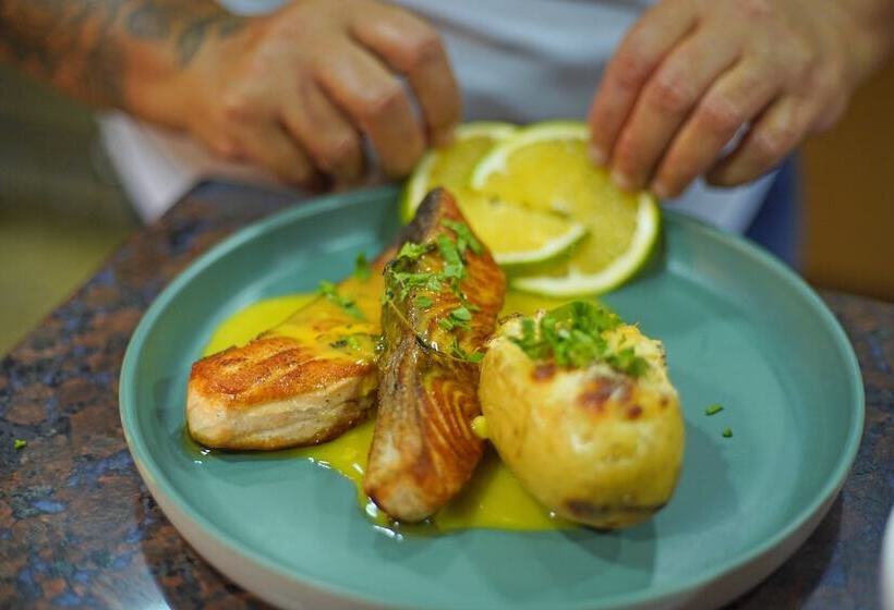 酒店 Cliffside Luxury Inn