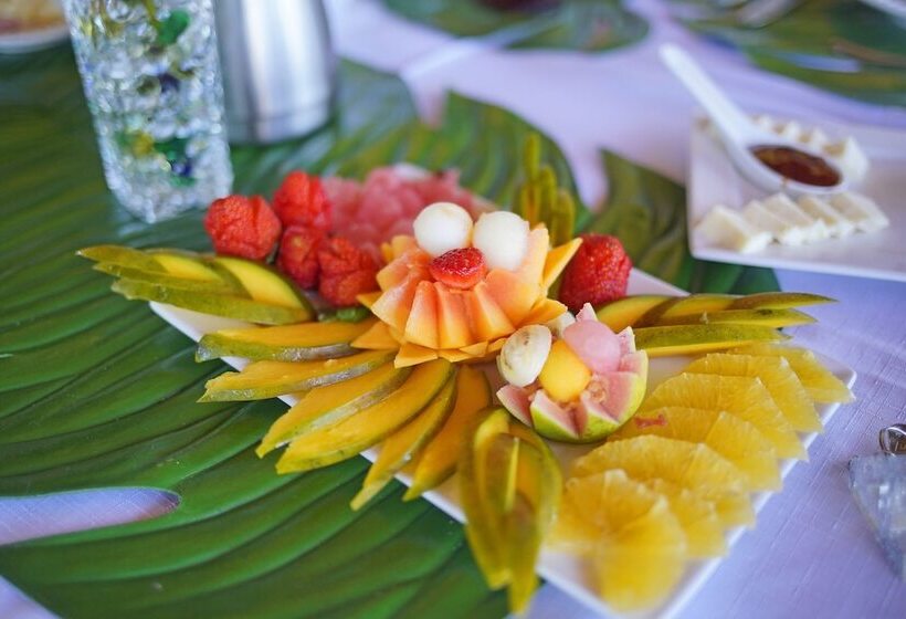 酒店 Cliffside Luxury Inn