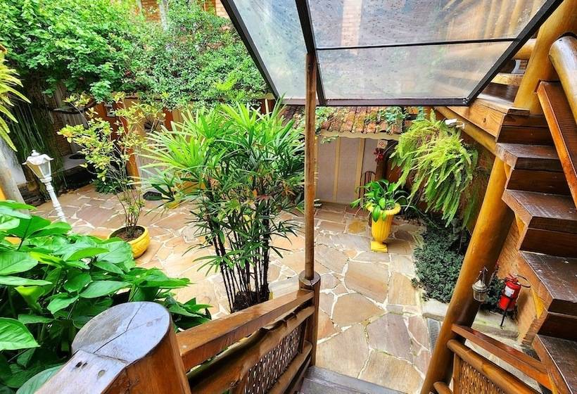 ホテル Pousada Lacosta