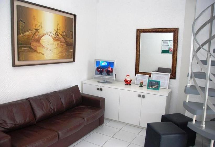 酒店 Pousada Savoy