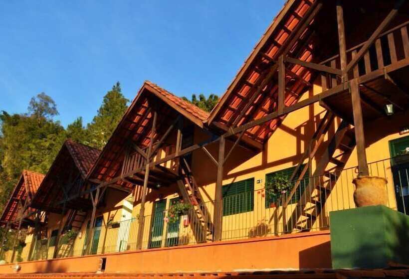 호텔 Pousada Villa Três