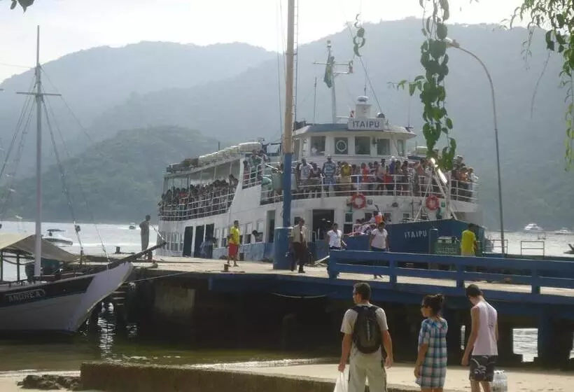 Harmoni Hostel & Pousada