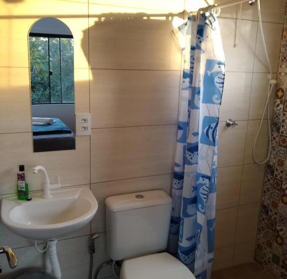 Hostel Dina & Suítes