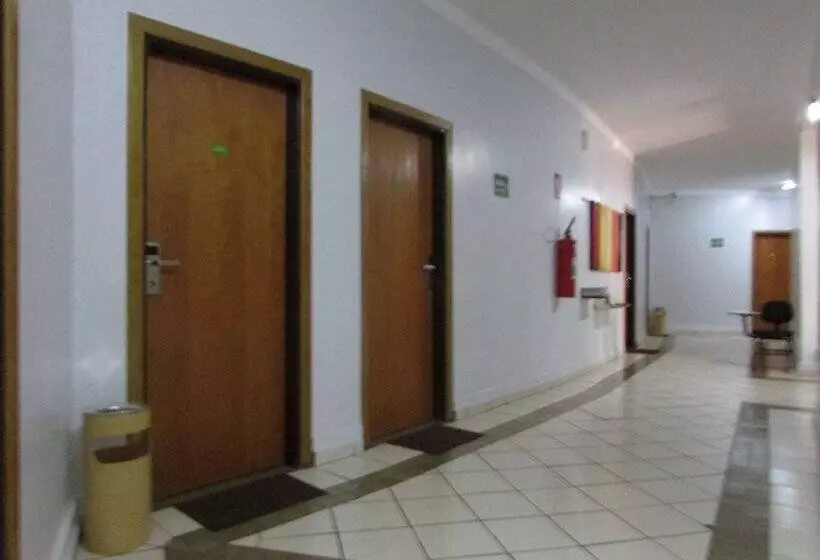 هتل Araguaia Goiânia