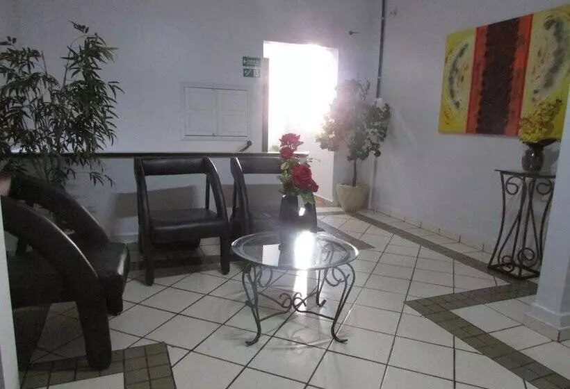 هتل Araguaia Goiânia