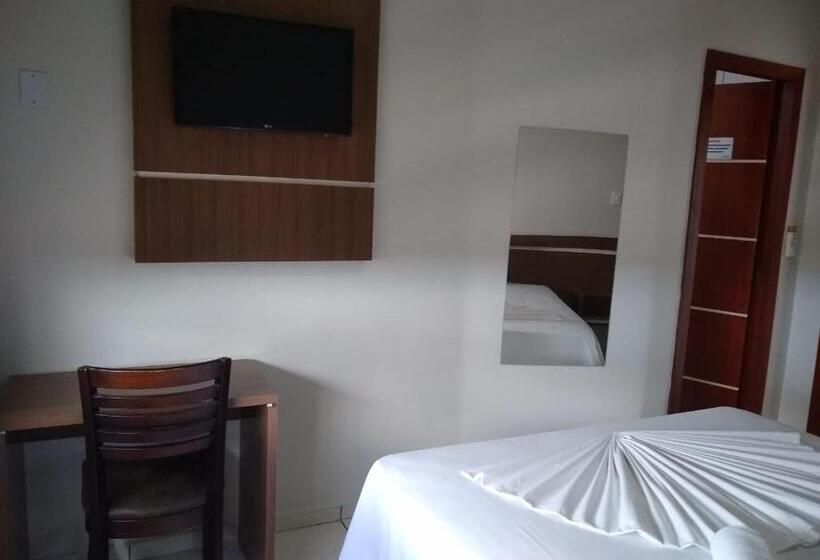 בית מלון כפרי Crystal Palace