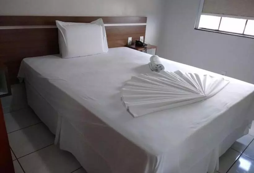 Hotelli Crystal Palace