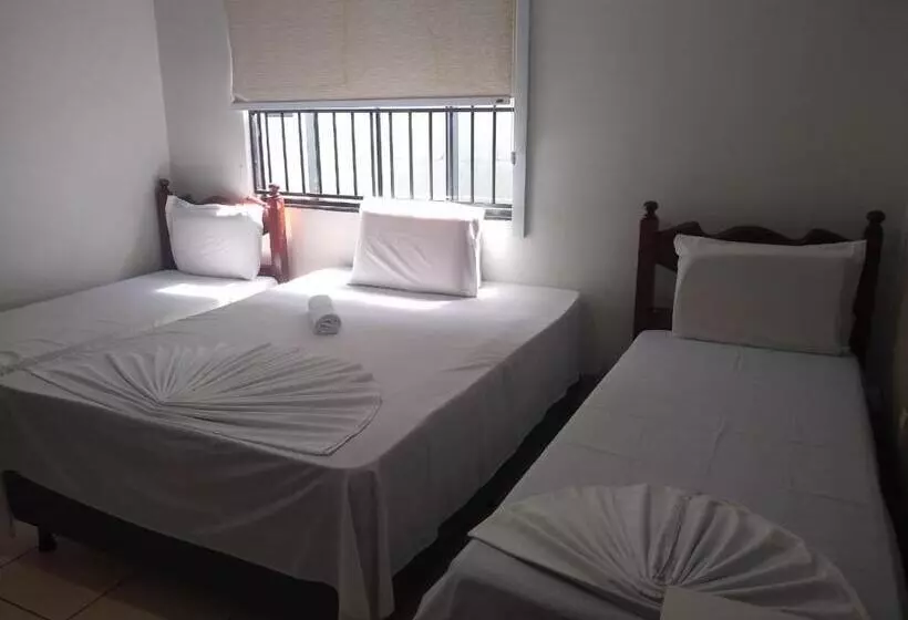Hotelli Crystal Palace