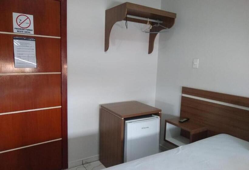 בית מלון כפרי Crystal Palace