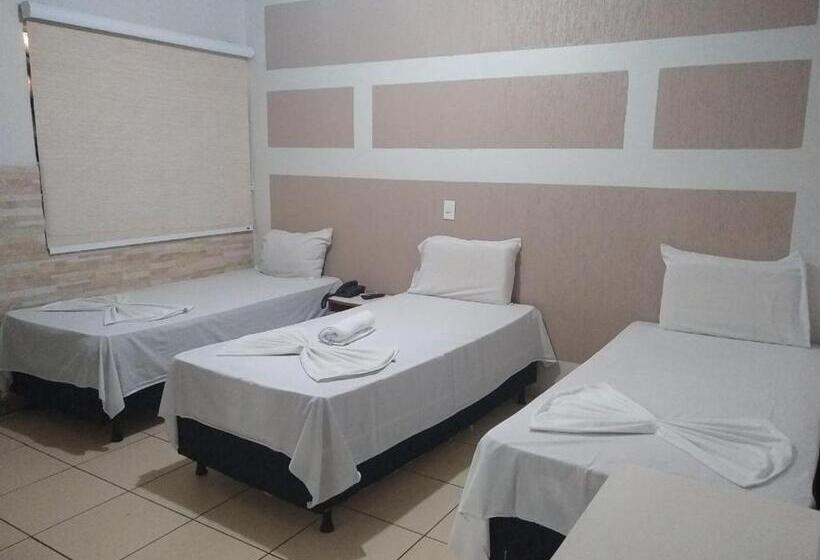 בית מלון כפרי Crystal Palace